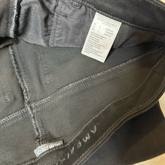 American Eagle High Rise Jegging Size 2 - Picture 4 of 4